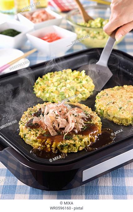 Okonomiyaki on Hot Plate