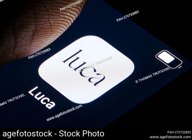 The Luca app is displayed on a smartphone. Berlin, January 14, 2022. - Berlin/Deutschland