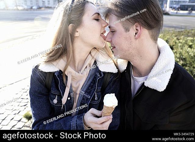 sexual attraction, licking nose instead of ice cream