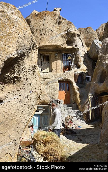 Iran, East Azerbaijan province, Kandovan troglodyte village