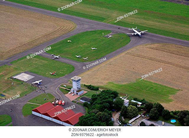 Flugplatz Bremgarten EDTG mit Super Constellation HB-RSC
