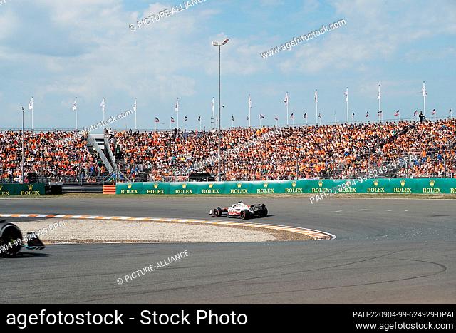 01 September 2022, Netherlands, Zandvoort: Motorsport: Formula 1 World Championship, Dutch Grand Prix, 1st Free Practice