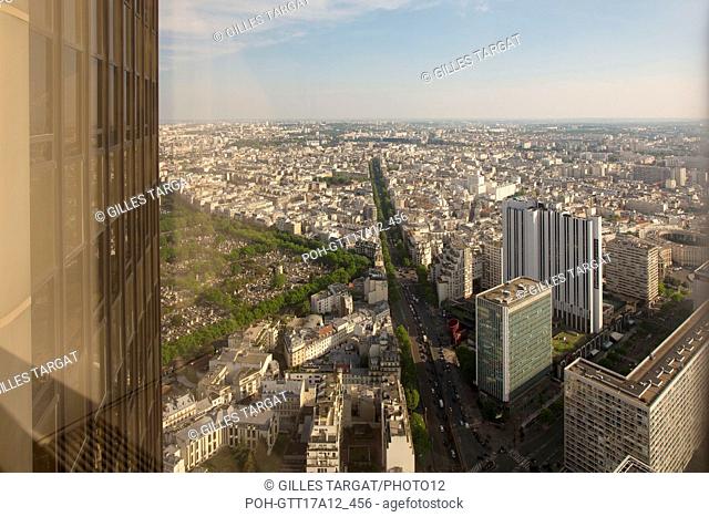 Aerial view of Paris from the 56th floor of the Tour Montparnasse, Avenue du Maine from an office in the Tour Montparnasse, Photo Gilles Targat
