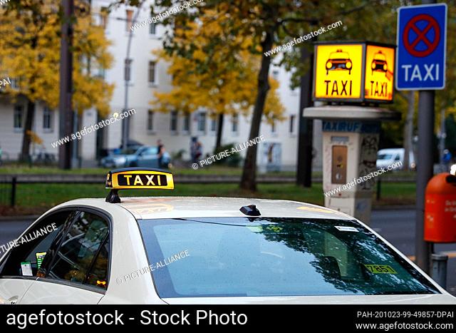 22 October 2020, Berlin: A taxi stand on Danzig Street. Photo: Gerald Matzka/dpa-Zentralbild/ZB. - Berlin/Berlin/Germany