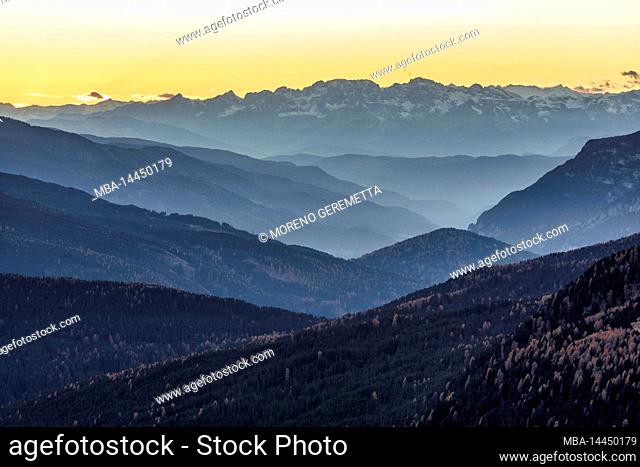 Italy, Trentino Alto Adige, province of Trento, landscape seen from the Caladora / Venegia saddle towards the chain of Lagorai and the valleys below