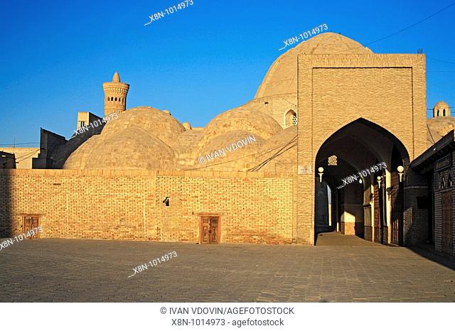 Domes of Taq-i-Zaragon Jewellers' Bazaar, 16 cent , Bukhara, Uzbekistan