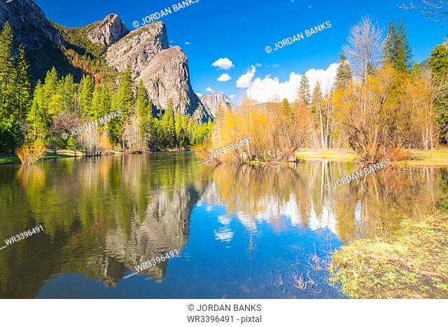 Three Brothers, Yosemite National Park, UNESCO World Heritage Site, California, United States of America, North America