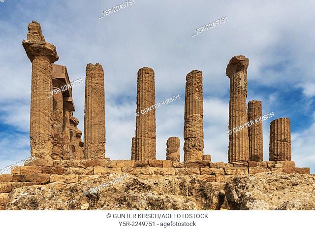 The Temple of Juno, Tempio di Hera, was built about 460 to 450 BC. The temple belongs to the archaeological sites of Agrigento
