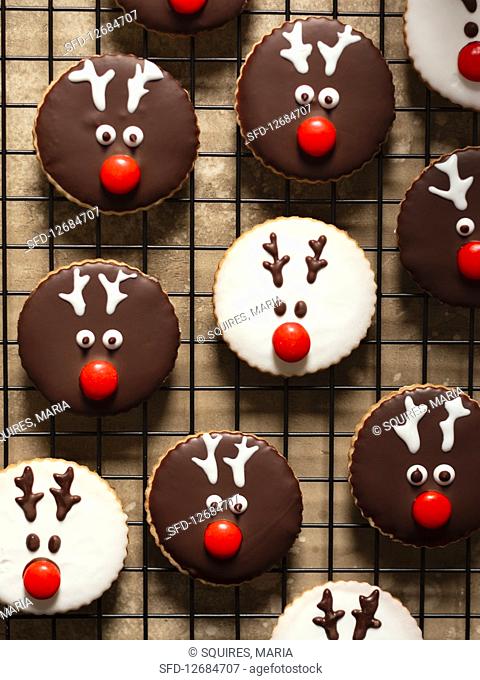 Reindeer Christmas cookies on a cooling grid