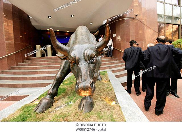 Bronze bull statue at bombay stock exchange BSE , Bombay , Mumbai , Maharashtra , India
