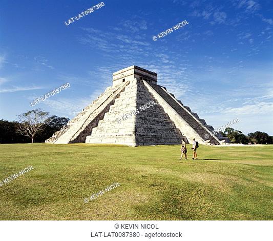 Chichen Itza is a large pre-Columbian archaeological site built by the Maya civilization, located in the northern centre of the Yucat
