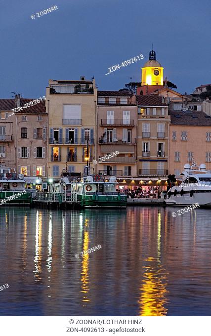 Saint-Tropez, Altstadt mit Yachten im Abendlicht, Cote d'Azur, Provence, Südfrankreich - Saint-Tropez, Old town with marina in the sunset light, Cote d'Azur