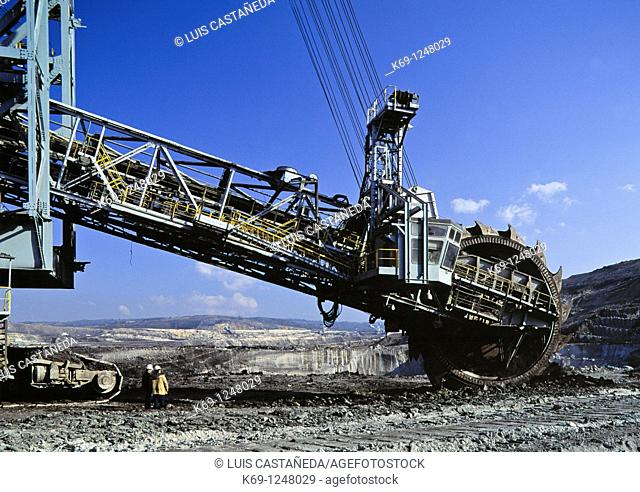 Excavation Machine  Open Field Coal Mine  Galicia  Spain