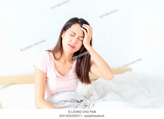 Woman suffer from headache