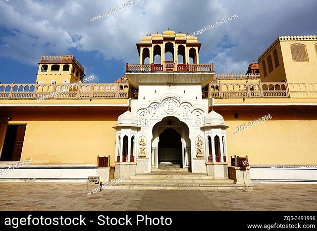 .Decorated entrance gate to Palace of the Winds, Hawa Mahal, Jaipur, Rajasthan, India