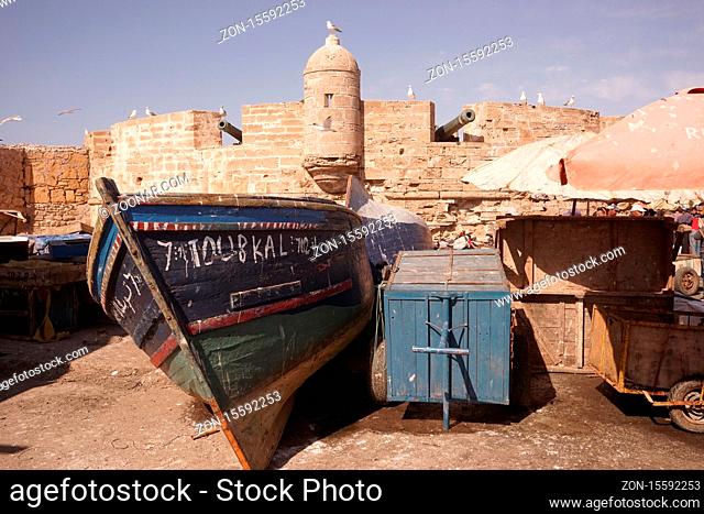 das Boot und der Wagen, die Festungsanlage