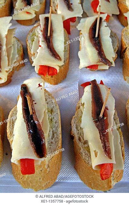 pepper, cheese and anchovi sandwiches, food