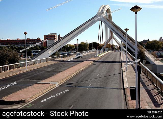 Barqueta-Brücke über den Guadalquivir, Sevilla, Andalusien, Spanien