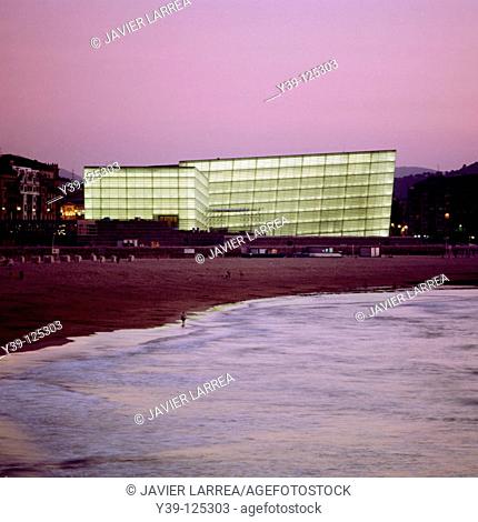 Kursaal Center by Rafael Moneo and Zurriola beach, San Sebastián. Guipúzcoa, Euskadi, Spain