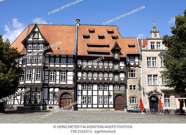 The Von Veltheimsche Haus und the Huneborstelsche Haus buildings on Burgplatz square, Brunswick, Lower Saxony, Germany, Europe