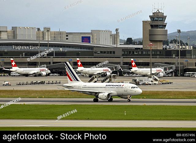 Aircraft Air France, Airbus A318-111, F-GUGI, Zurich Kloten, Switzerland, Europe