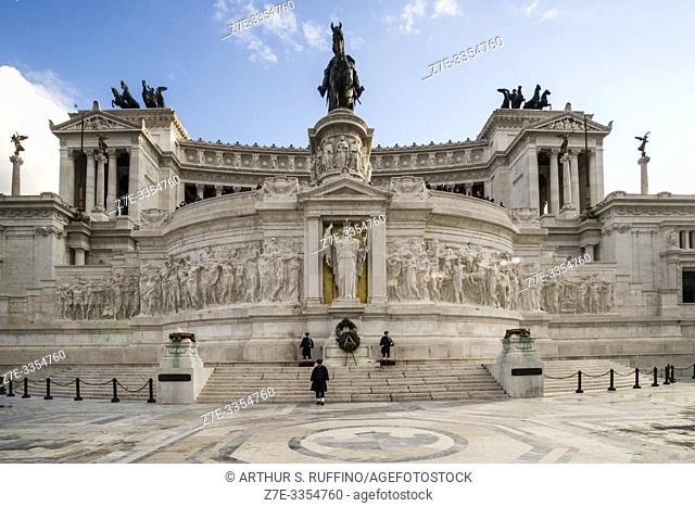 Tomb of the Unknown Soldier, Victor Emmanuel II Monument (Monumento Nazionale a Vittorio Emanuele II). Piazza Venezia, Rome, Italy, Europe