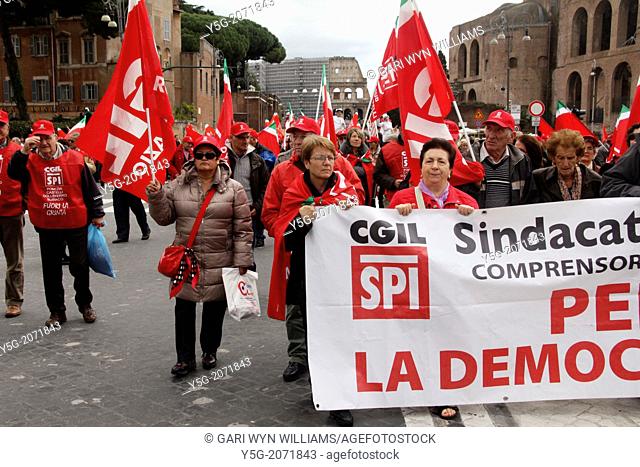 Rome, Italy. 13th Nov, 2013.General Strike Rally against Government Austerity cuts by the UIL, CGIL and CSIL Trade Unions of the Lazio region in Rome Italy