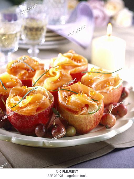 Apples stuffed with salmon