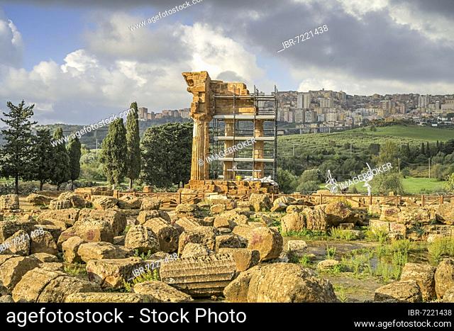 Temple of Dioscuri, Tempio dei Dioscuri, Valle dei Templi (Valley of the Temples) Archaeological Park, Agrigento, Sicily, Italy, Europe