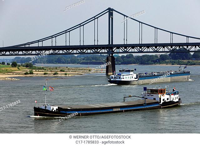 Germany, Krefeld, Rhine, Lower Rhine, Rhineland, North Rhine-Westphalia, NRW, Krefeld-Uerdingen, Rhine bridge between Duisburg-Muendelheim and Krefeld-Uerdingen