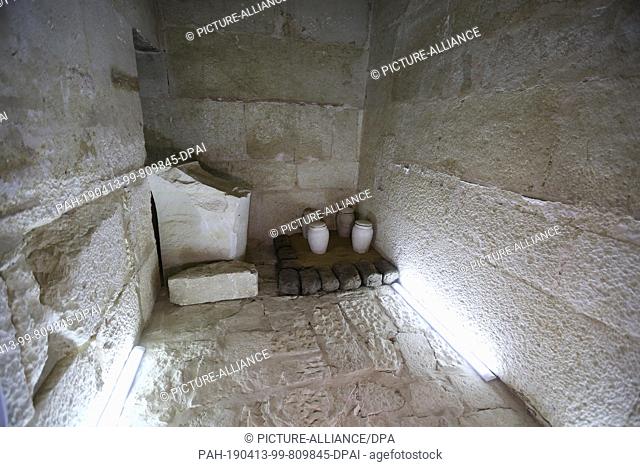 13 April 2019, Egypt, Giza: Egyptian ancient pottery work is seen inside the newly discovered 4, 500-year-old tomb that belongs to Khoi