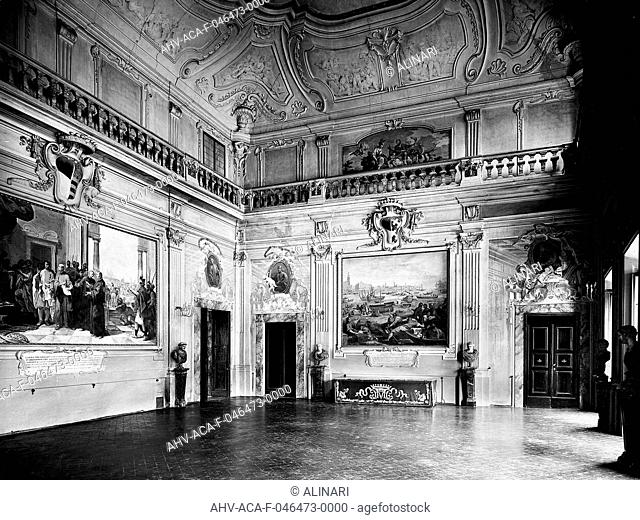 The ballroom of the Palazzo Capponi-Farinola, Florence (1649-1714 ca.), shot 1930 by Alinari, Fratelli