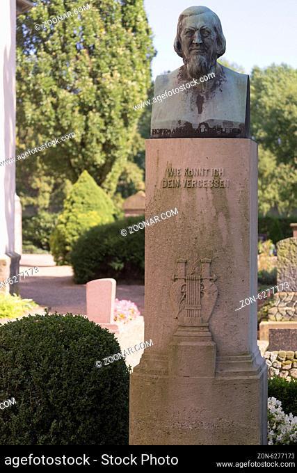 Grab des Dichters und Schriftsteller August Heinrich Hoffmann von Fallersleben im Welterbe Corvey, Foto: Robert B. Fishman