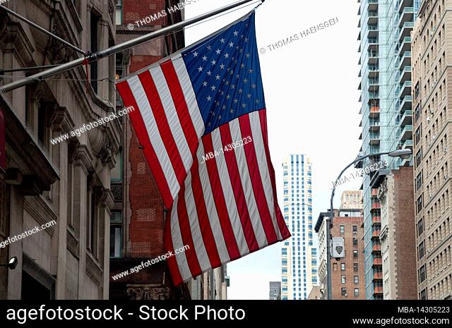 5 AV/W 29 ST, New York City, NY, USA, American Flag