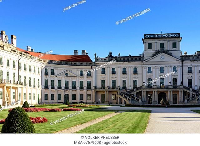 FertÃ¶d, Schloss Esterhazy (Esterhazy palace), courtyard at Neusiedler See (Lake Neusiedl), GyÃ¶r-Moson-Sopron, Hungary