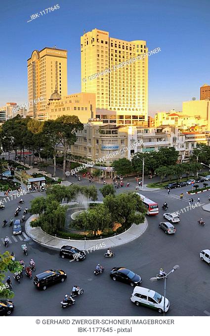 Famous roundabout Nguyen Hue in front of the Hotel Caravelle and Rex Hotel, Ho Chi Minh City, Saigon, Vietnam, Southeast Asia