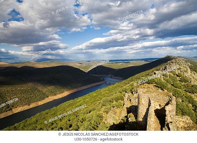 Overview of Tajo river, from Monfrague Castle, in Monfrague National Park  Biosphere Reserve  Cáceres province  Extremadura  spain
