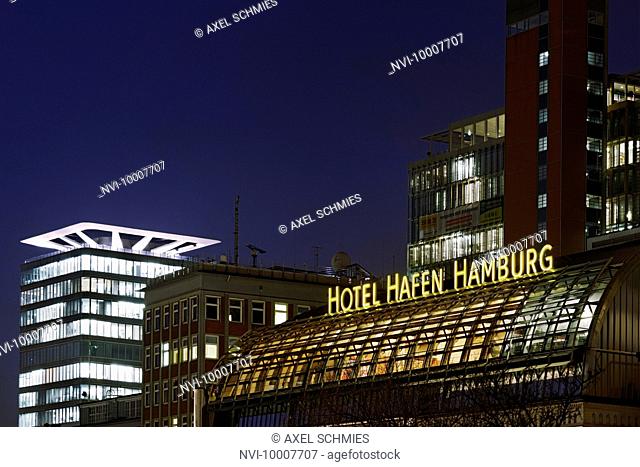 Hotel Hafen Hamburg and Astra brewery premises, office tower, St. Pauli, Hamburg, Hamburg, Germany, Europe