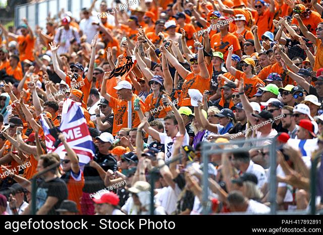 Spectators, F1 Grand Prix of Hungary at Hungaroring on July 23, 2023 in Budapest, Hungary. (Photo by HIGH TWO). - Budapest/Ungarn