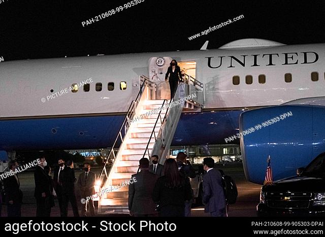 07 June 2021, Mexico, Mexiko-Stadt: Kamala Harris, vice president of the United States, departs Air Force Two upon arrival at Benito Juarez International...