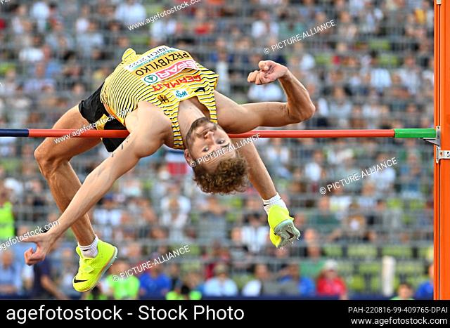 16 August 2022, Bavaria, Munich: Athletics: European Championships, Olympic Stadium, Men, Decathlon, High Jump, Mateusz Przybylko (Germany) in action