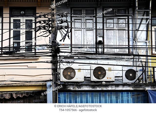 Old House in Bangkok with Air Condition