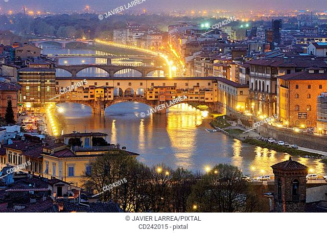 Ponte Vecchio on Arno river. Florence. Tuscany, Italy