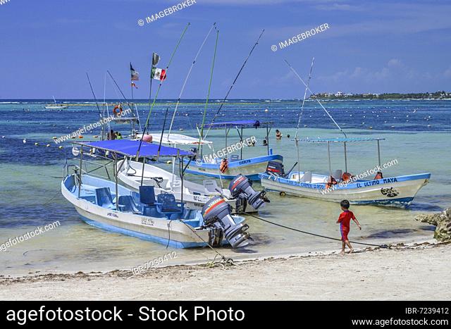 Motorboats, Beach, Akumal, Quintana Roo, Mexico, Central America