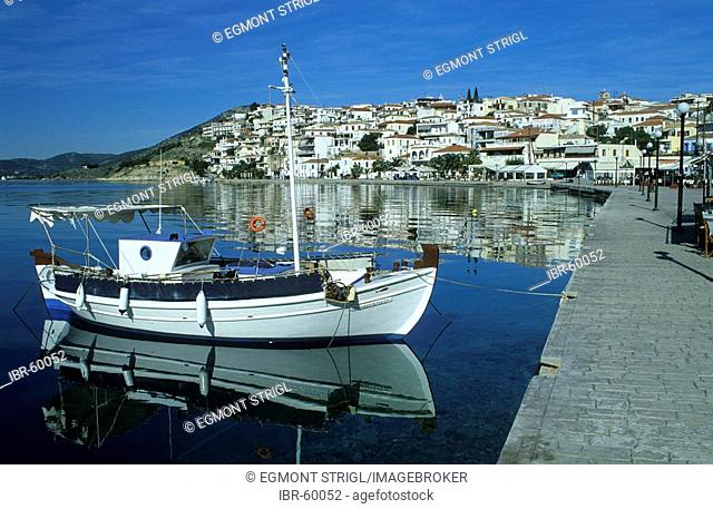 Kaiki in the harbour of Ermioni, Argolis, Peloponnesos, Greece