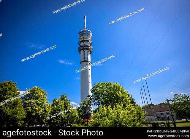 PRODUCTION - 30 May 2023, Mecklenburg-Western Pomerania, Schwerin: The TV tower in the Neu Zippendorf district was built between 1957 and 1964 and is over 136...