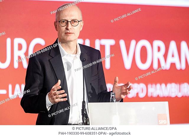 30 March 2019, Hamburg: Peter Tschentscher (SPD), First Mayor of Hamburg, speaks at the state party conference of his party