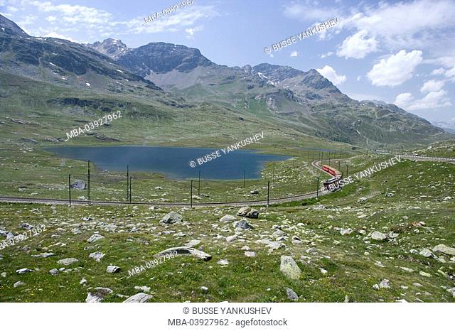 Switzerland, Graubünden, Engadin, Berninapass, Lej Nair, railway line, Bernina-Express
