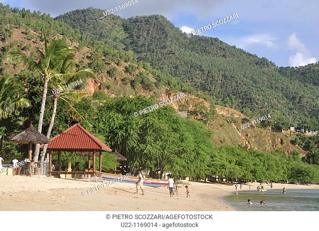 Dili (East Timor): the Areia Branca's beach