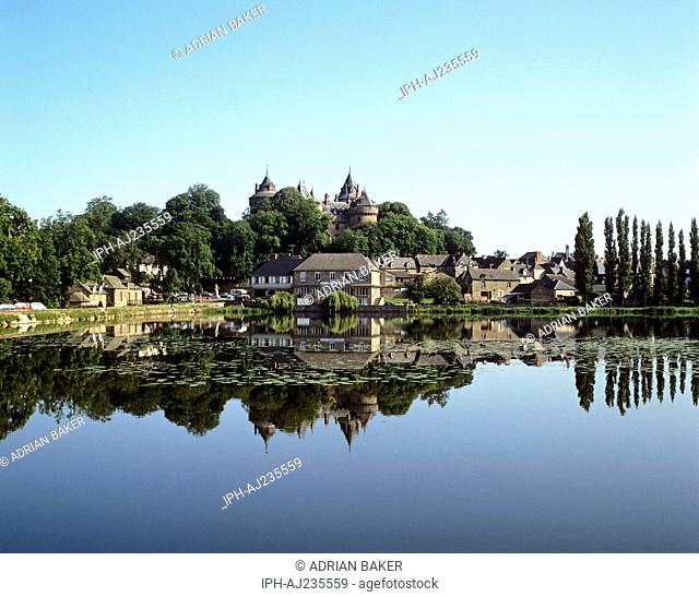 Combourg - Reflections of Chateau de Combourg in Lac Tranquille